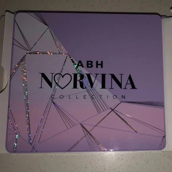 Norvina Vol. 5 palette